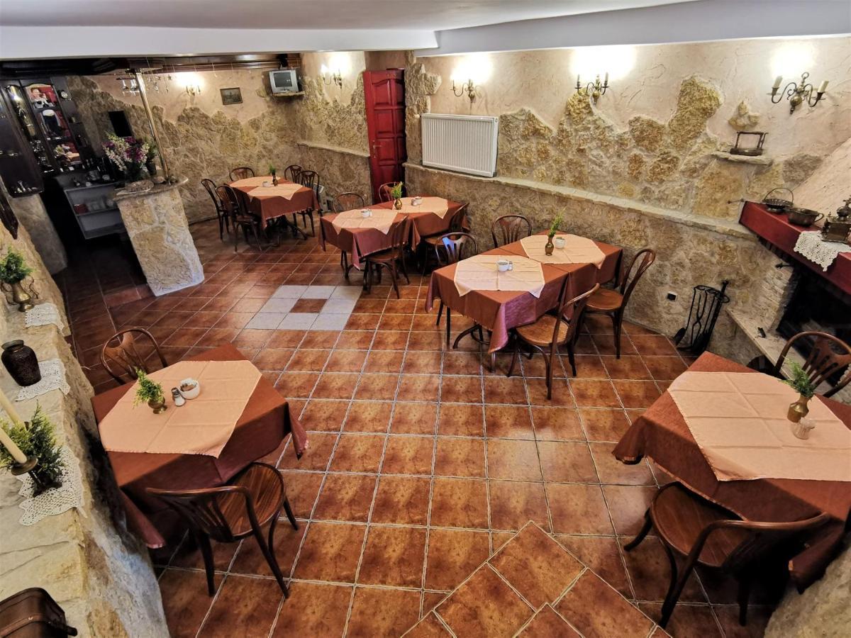 Bed & Breakfast Dom Pod Tujami Krakow